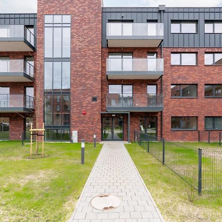 Stara Cegielnia Lake View Apartment By Renters Prestige ポズナン エクステリア 写真