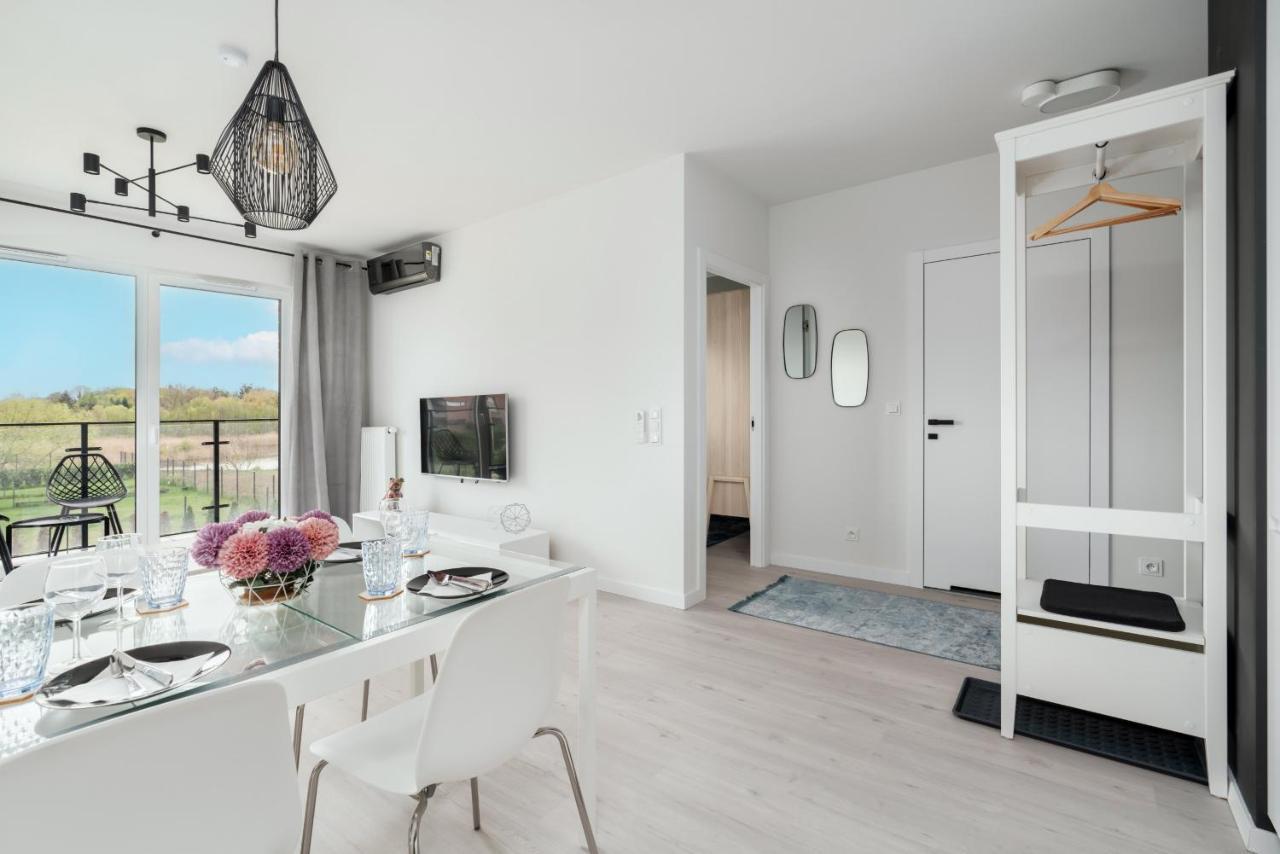 Stara Cegielnia Lake View Apartment By Renters Prestige ポズナン エクステリア 写真